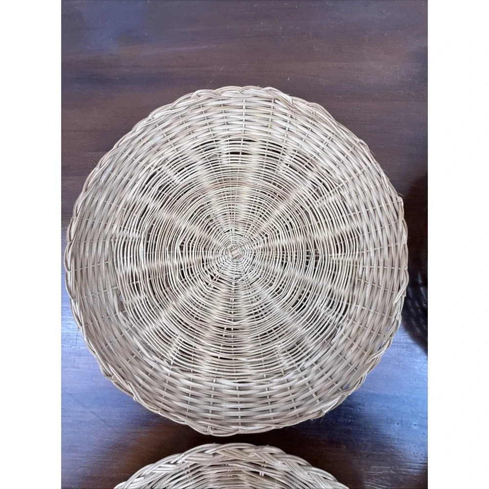 VTG Set of 4: Wicker Rattan Bamboo Round Paper Plate Holders 10